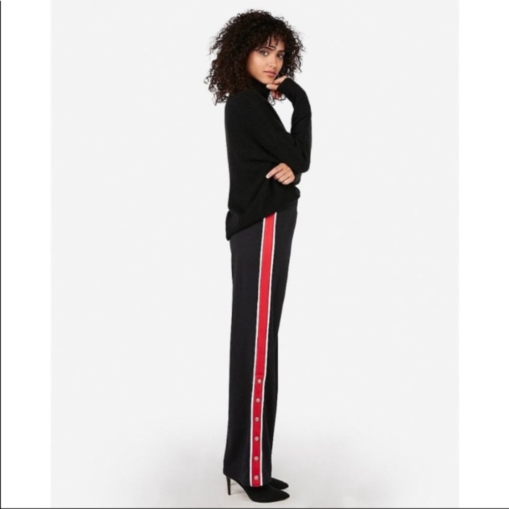Express Embellished Leggings